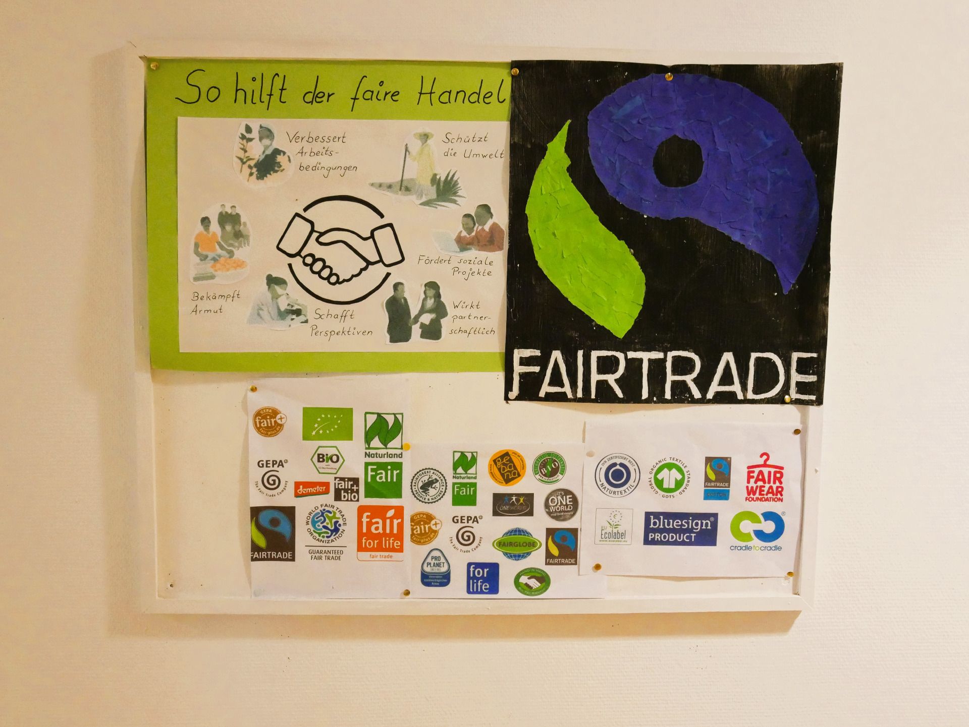 Anlässlich der Preisverleihung haben die Kita-Kinder ein Siegel gebastelt