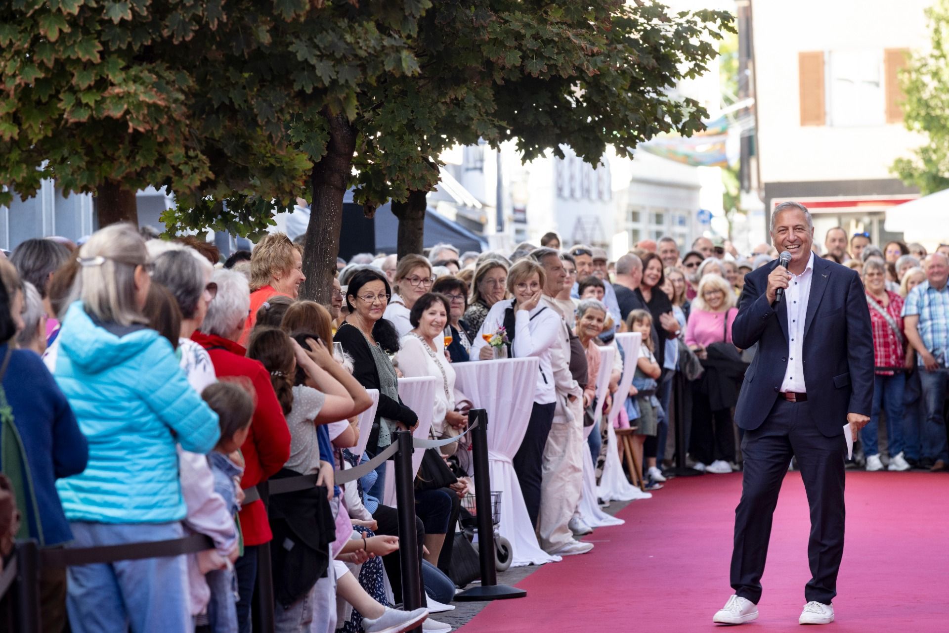 Bild Luftart Modenschau (Madeleine Wahl)