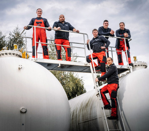 Bild von Mitarbeitern bei der Gasversorgung